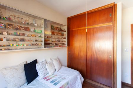 Casa à venda com 360m², 4 quartos e 2 vagasQuarto 3