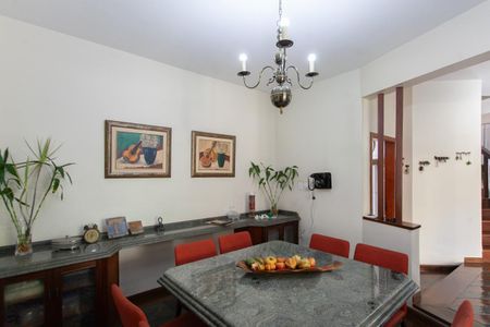 Casa à venda com 360m², 4 quartos e 2 vagasSala 2