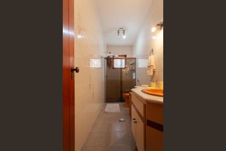 Casa à venda com 360m², 4 quartos e 2 vagasBanheiro Social