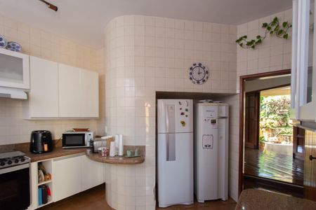 Casa à venda com 360m², 4 quartos e 2 vagasCozinha