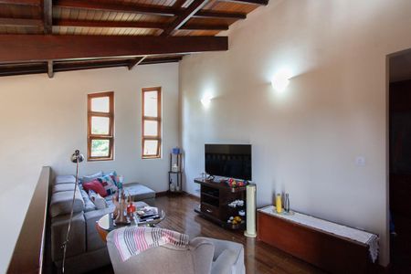 Casa à venda com 360m², 4 quartos e 2 vagasSala 3