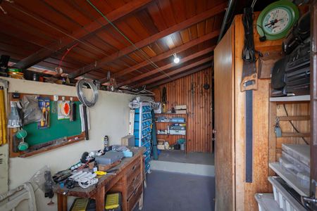 Casa à venda com 360m², 4 quartos e 2 vagasDespejo