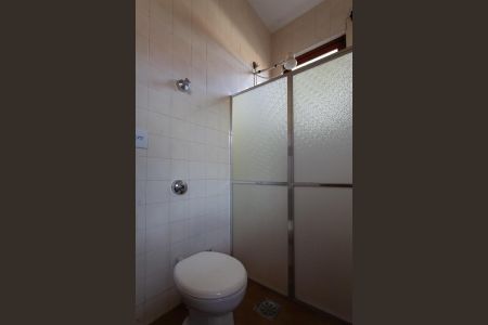 Casa à venda com 360m², 4 quartos e 2 vagasBanheiro de Serviço