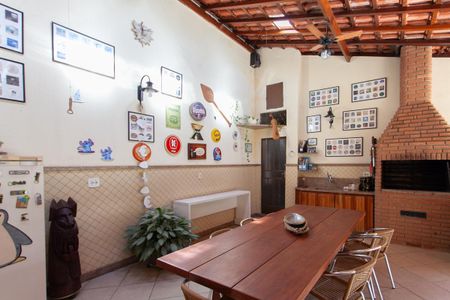 Casa à venda com 360m², 4 quartos e 2 vagasEspaço Gourmet