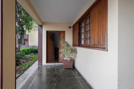 Casa à venda com 360m², 4 quartos e 2 vagasEntrada