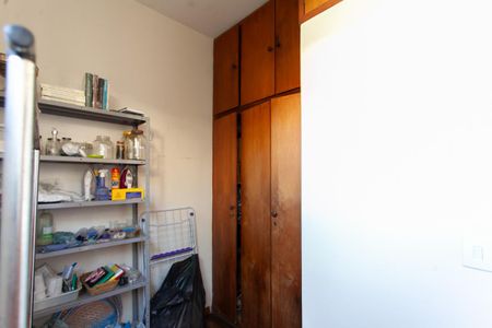 Casa à venda com 360m², 4 quartos e 2 vagasQuarto de Serviço