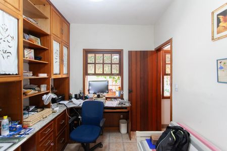 Casa à venda com 360m², 4 quartos e 2 vagasEdícula 