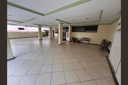 Apartamento para alugar com 220m², 4 quartos e 3 vagas