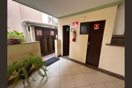 Apartamento para alugar com 220m², 4 quartos e 3 vagas