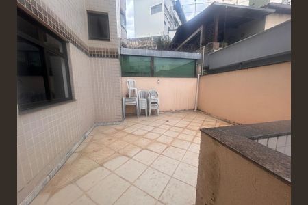 Apartamento para alugar com 220m², 4 quartos e 3 vagas