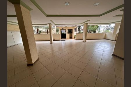 Apartamento para alugar com 220m², 4 quartos e 3 vagas