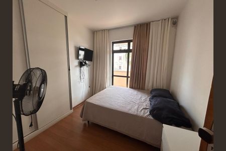 Apartamento para alugar com 220m², 4 quartos e 3 vagas