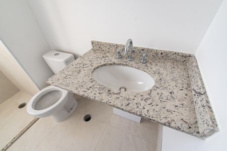 Apartamento à venda com 131m², 3 quartos e 2 vagasBanheiro da suíte 2