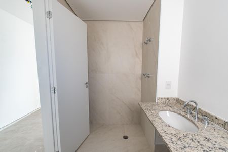 Apartamento à venda com 131m², 3 quartos e 2 vagasBanheiro da suíte 3