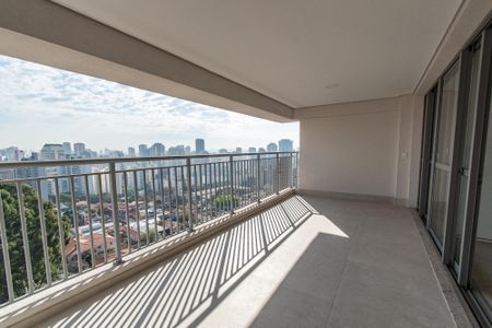 Apartamento à venda com 131m², 3 quartos e 2 vagasVaranda