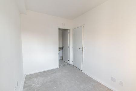 Apartamento à venda com 131m², 3 quartos e 2 vagasSuíte 1