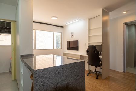 Apartamento à venda com 37m², 1 quarto e 1 vagaSala
