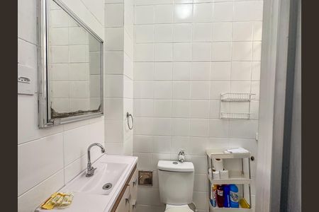 Apartamento à venda com 31m², 1 quarto e sem vagaBanheiro