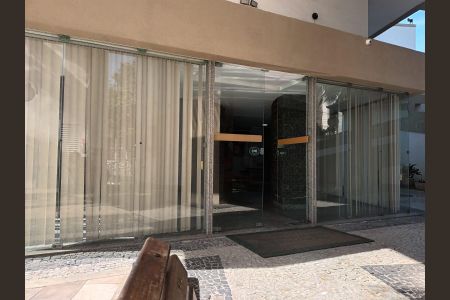 Apartamento à venda com 70m², 2 quartos e 1 vagaPortaria