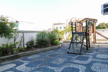 Apartamento à venda com 70m², 2 quartos e 1 vagaÁrea comum - Playground