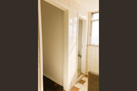 Apartamento à venda com 70m², 2 quartos e 1 vagaÁrea de Serviço