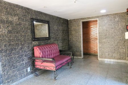 Apartamento à venda com 70m², 2 quartos e 1 vagaPortaria