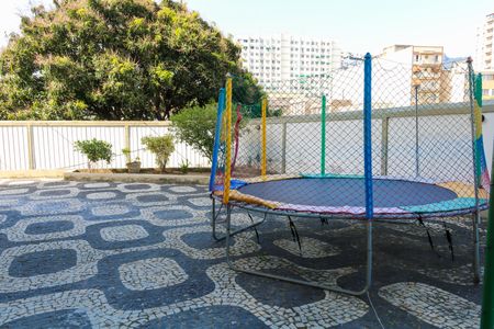 Apartamento à venda com 70m², 2 quartos e 1 vagaÁrea comum - Playground