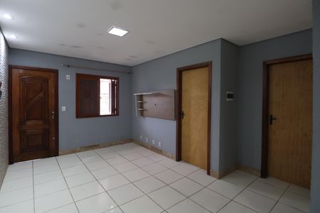 Sala de casa à venda com 3 quartos, 90m² em Harmonia, Canoas