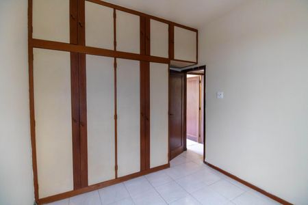 Casa à venda com 100m², 2 quartos e 2 vagas Casa à venda com 100m², 2 quartos e 2 vagasQuarto 2