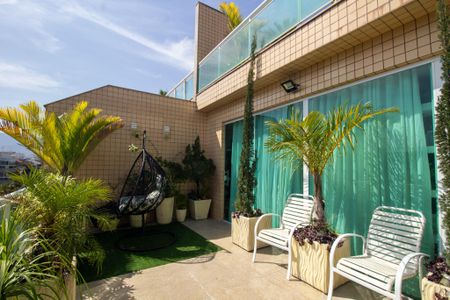 Apartamento para alugar com 400m², 3 quartos e 2 vagas Apartamento para alugar com 400m², 3 quartos e 2 vagasVaranda