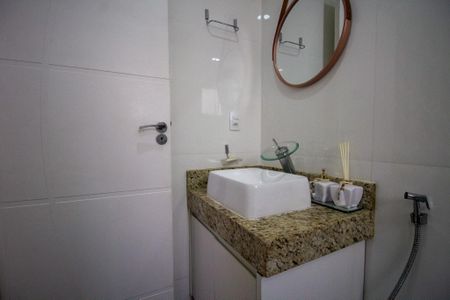 Apartamento para alugar com 400m², 3 quartos e 2 vagas Apartamento para alugar com 400m², 3 quartos e 2 vagasBanheiro da Suíte 2