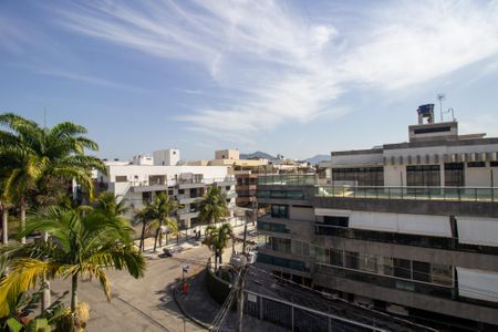 Apartamento para alugar com 400m², 3 quartos e 2 vagas Apartamento para alugar com 400m², 3 quartos e 2 vagasVaranda