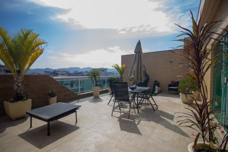 Apartamento para alugar com 400m², 3 quartos e 2 vagas Apartamento para alugar com 400m², 3 quartos e 2 vagasCobertura