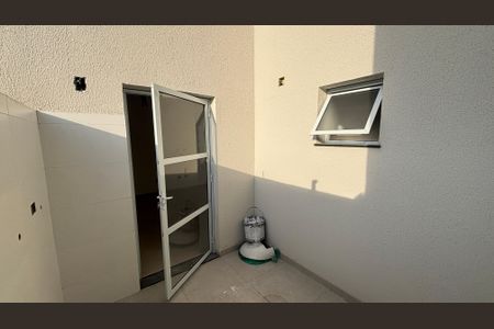 Apartamento à venda com 58m², 2 quartos e 1 vaga Apartamento à venda com 58m², 2 quartos e 1 vagaÁrea de Serviço