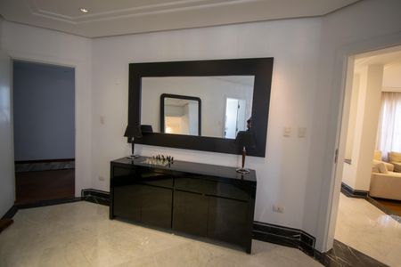 Apartamento para alugar com 550m², 5 quartos e 5 vagas Apartamento para alugar com 550m², 5 quartos e 5 vagasSala de Jantar