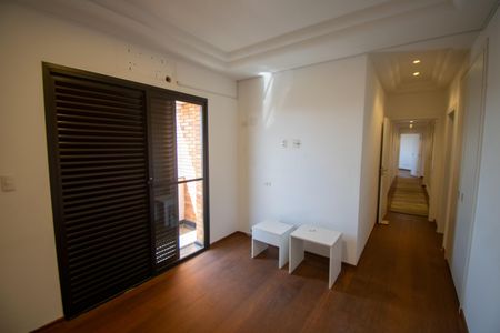 Apartamento para alugar com 550m², 5 quartos e 5 vagas Apartamento para alugar com 550m², 5 quartos e 5 vagasSuíte 4