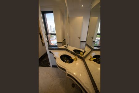 Apartamento para alugar com 550m², 5 quartos e 5 vagas Apartamento para alugar com 550m², 5 quartos e 5 vagasLavabo