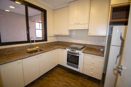 Apartamento para alugar com 550m², 5 quartos e 5 vagas Apartamento para alugar com 550m², 5 quartos e 5 vagasÁrea Gourmet - Cozinha