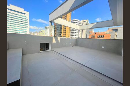 Apartamento à venda com 220m², 3 quartos e 3 vagasTerraço