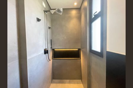 Apartamento à venda com 220m², 3 quartos e 3 vagasBanheiro da Suíte 1