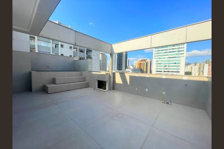 Apartamento à venda com 220m², 3 quartos e 3 vagasTerraço