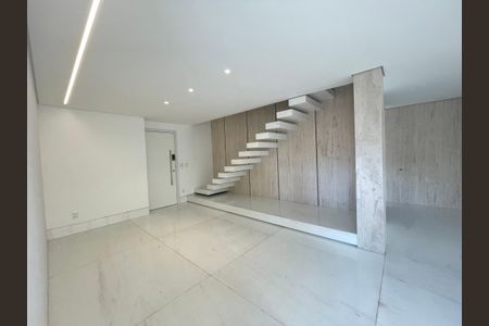 Apartamento à venda com 220m², 3 quartos e 3 vagasSala