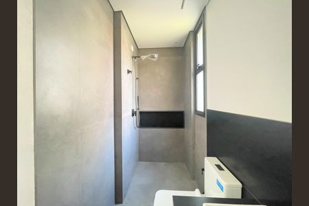 Apartamento à venda com 220m², 3 quartos e 3 vagasBanheiro da Suíte 1