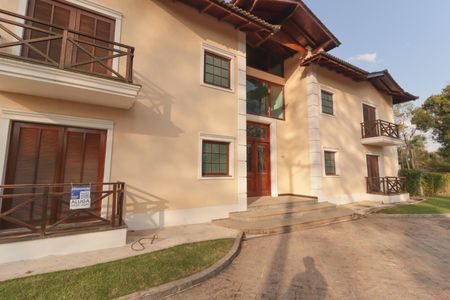 Casa de condomínio para alugar com 1200m², 6 quartos e 10 vagasFachada