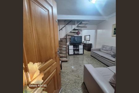 Foto 21 de casa à venda com 3 quartos, 113m² em Vila Bertioga, São Paulo