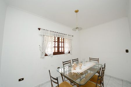 Casa à venda com 300m², 6 quartos e 4 vagasSala de Jantar