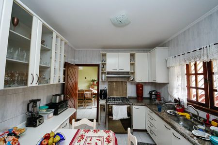 Casa à venda com 300m², 6 quartos e 4 vagasCozinha