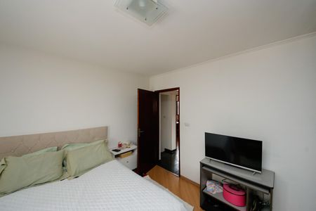 Casa à venda com 300m², 6 quartos e 4 vagasQuarto 1