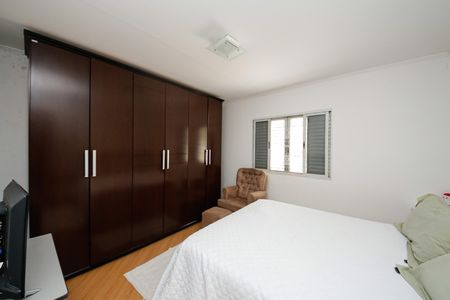 Casa à venda com 300m², 6 quartos e 4 vagasQuarto 1