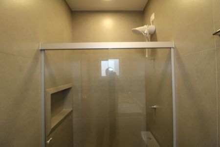 Casa à venda com 160m², 2 quartos e 2 vagasBanheiro